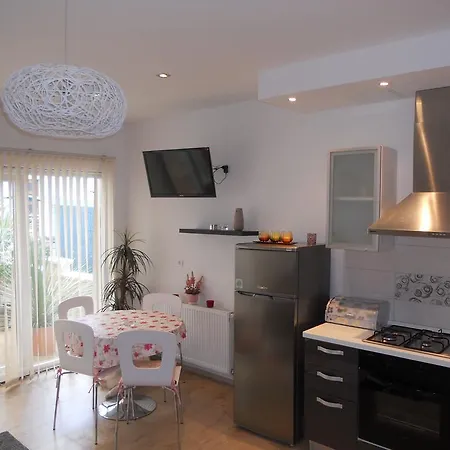 Apartment Teuta *